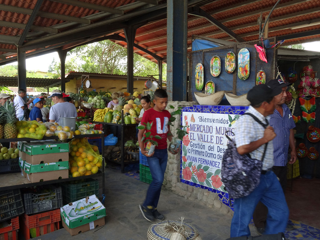 El Valle, Market